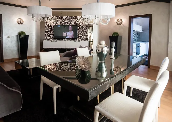 首都中心住宅公寓 公寓 *