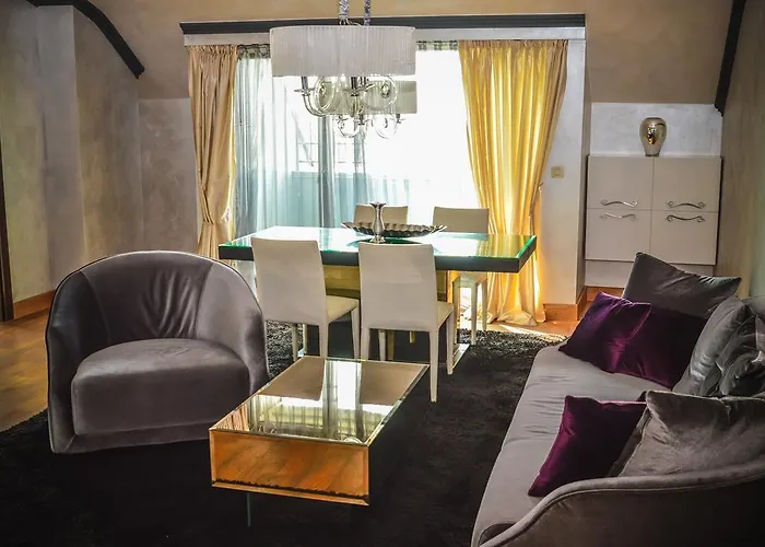 首都中心住宅公寓 公寓 *