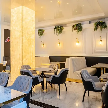 Apartment Capital Center *