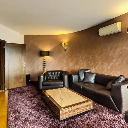 Apartment Capital Center